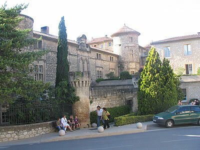 Balade autour de la Roque d Antheron - Provence