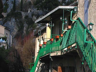 Moustiers Sainte Marie en images